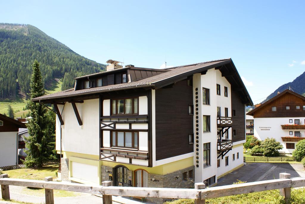 Apartamento Haus Schuschnig Bad Kleinkirchheim Exterior foto