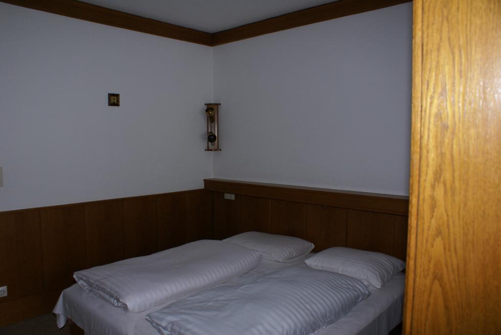 Apartamento Haus Schuschnig Bad Kleinkirchheim Habitación foto